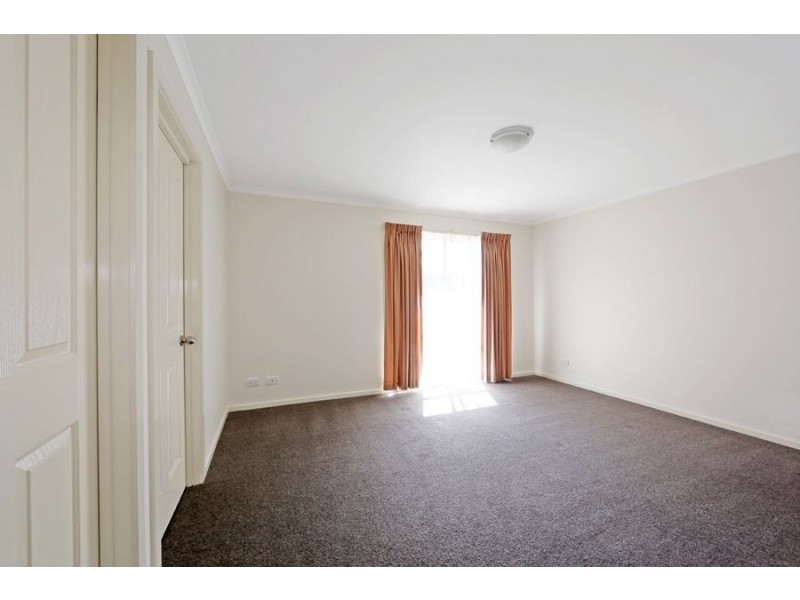 2/4 Kumala Road, Bayswater VIC 3153