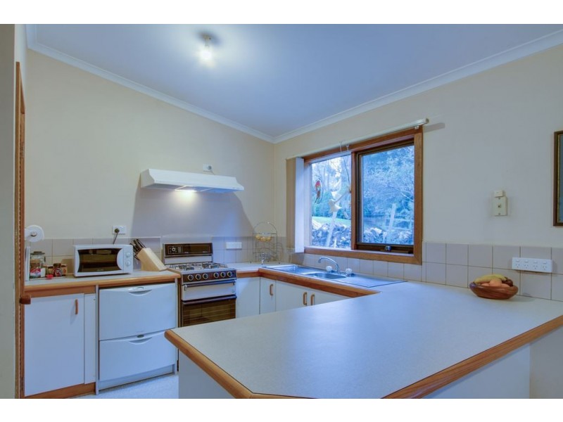 13 Baynes Park Road, Monbulk VIC 3793