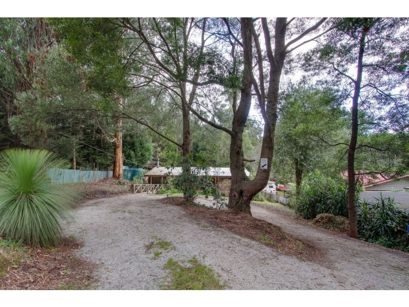 13 Baynes Park Road, Monbulk VIC 3793