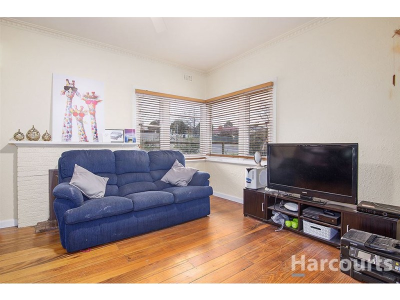 18 Stradbroke Road, Boronia VIC 3155