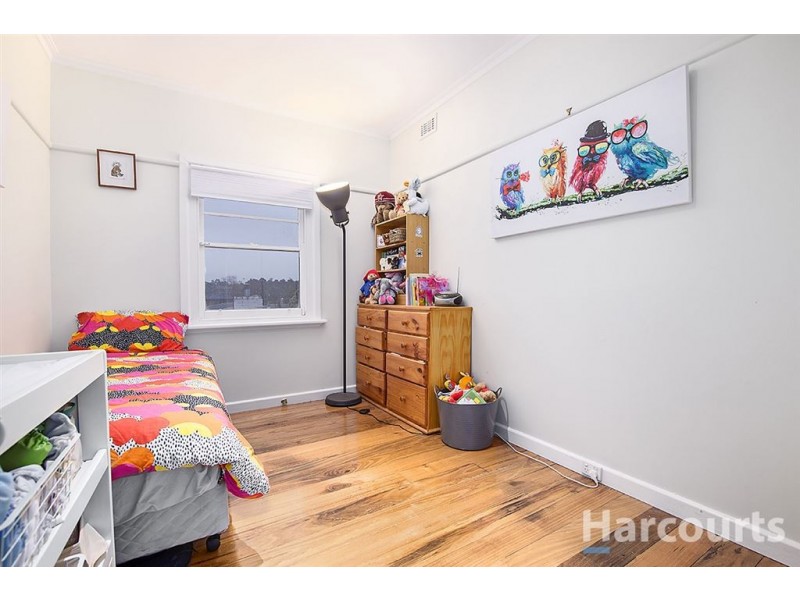 18 Stradbroke Road, Boronia VIC 3155