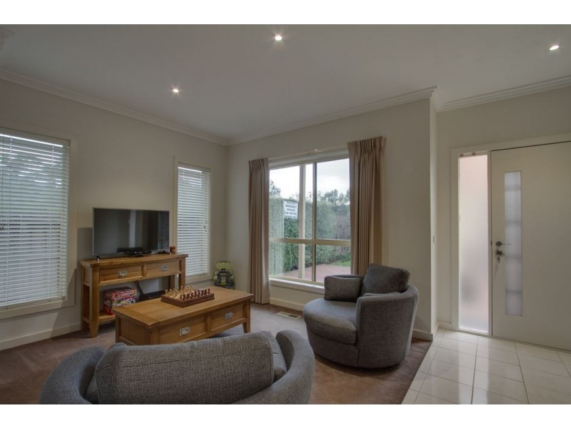 6/277-279 Colchester Road, Kilsyth South VIC 3137