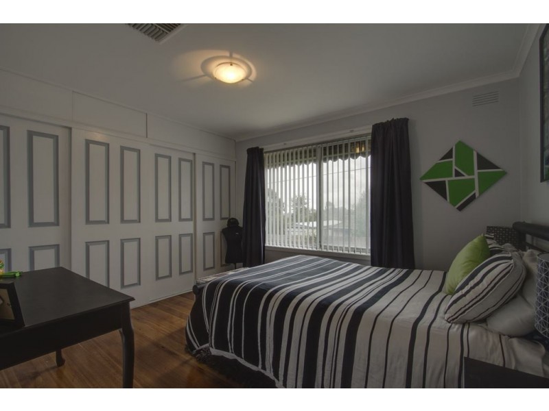 106 Daffodil Road, Boronia VIC 3155