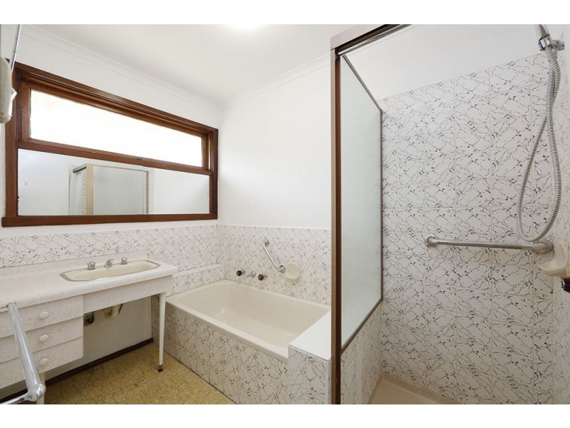 2/13 Neville Street, Wantirna South VIC 3152