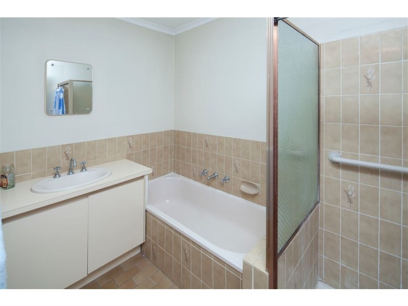 1/5 Torrens Avenue, Boronia VIC 3155