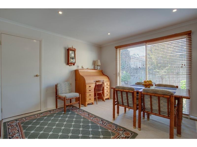 2/6 Tulip Crescent, Boronia VIC 3155