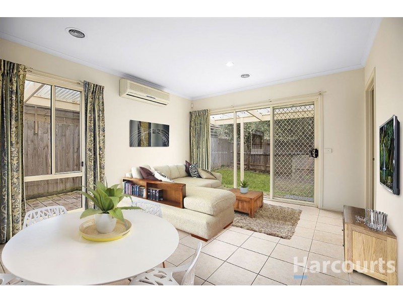 2/5 Salmon Road, Boronia VIC 3155