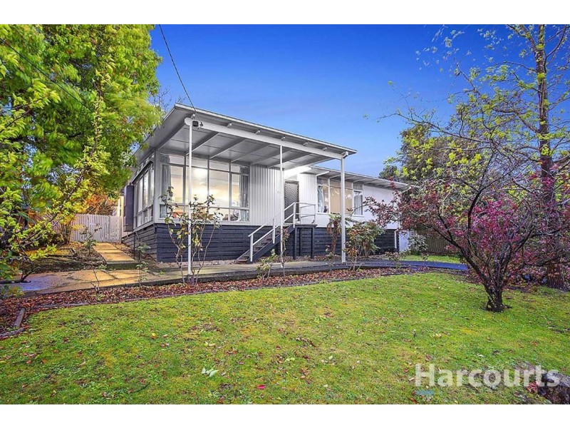 100 Gertonia Avenue, Boronia VIC 3155