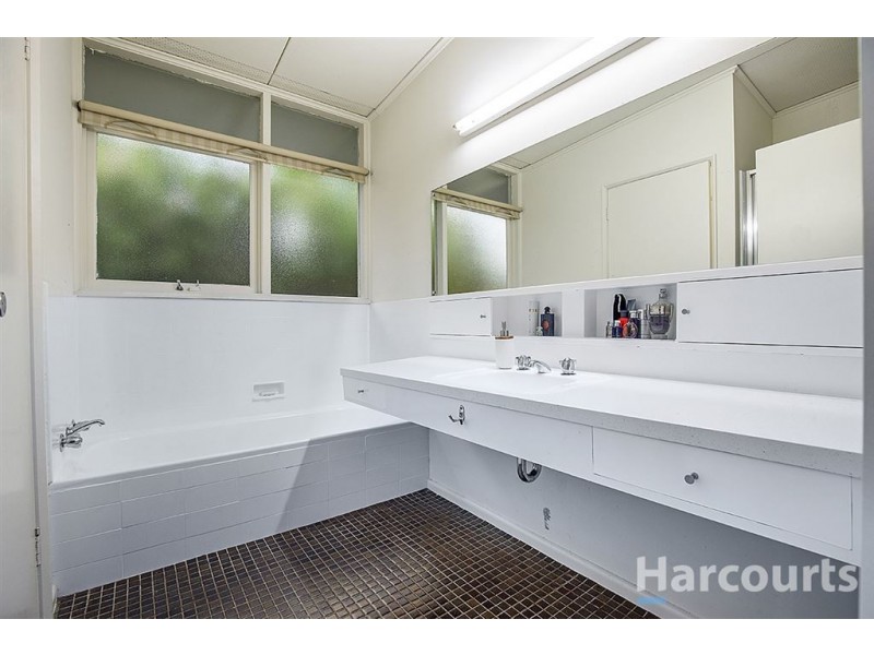 100 Gertonia Avenue, Boronia VIC 3155