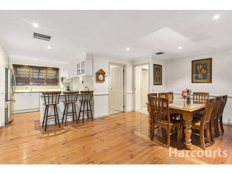 34 Jennifer Crescent, Bayswater North VIC 3153