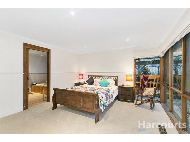 34 Jennifer Crescent, Bayswater North VIC 3153