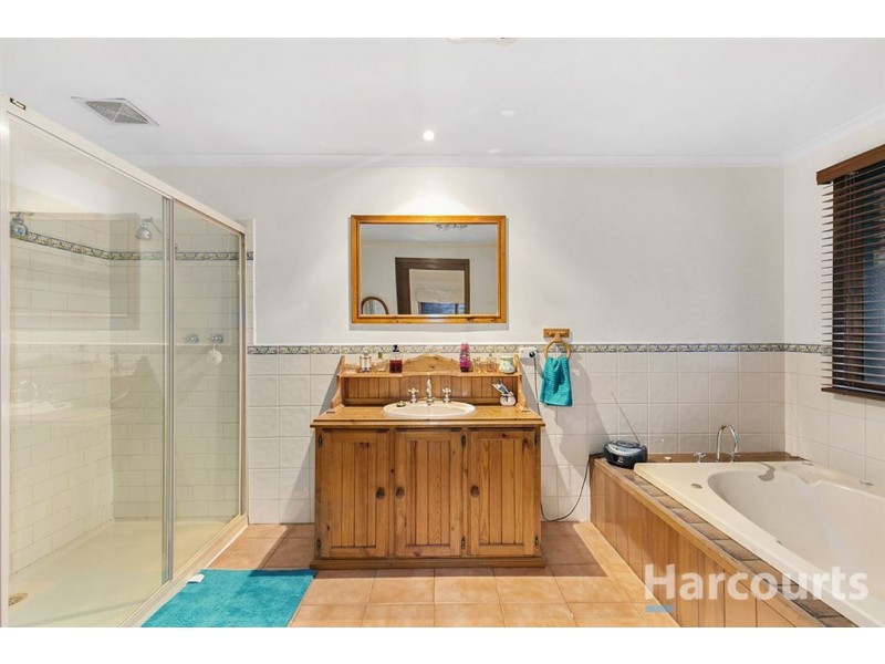 34 Jennifer Crescent, Bayswater North VIC 3153