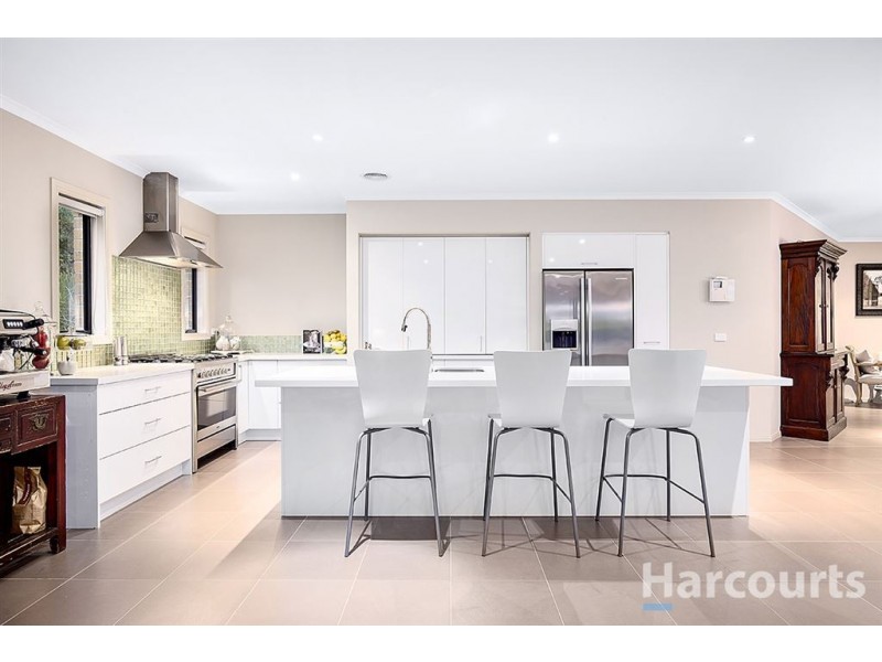 16 Mercia Avenue, The Basin VIC 3154