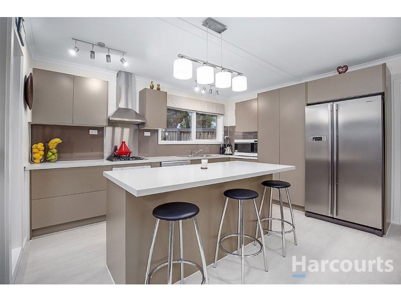 1 Chestnut Avenue, Ferntree Gully VIC 3156