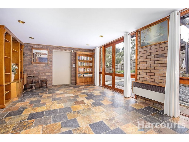 31 Anderson Street, Ferntree Gully VIC 3156