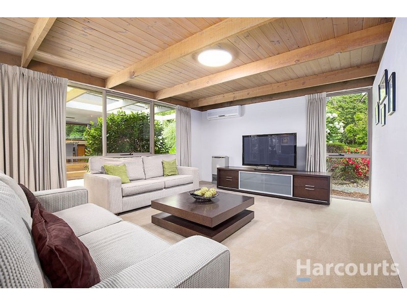 28 St Elmo Avenue, Ferntree Gully VIC 3156