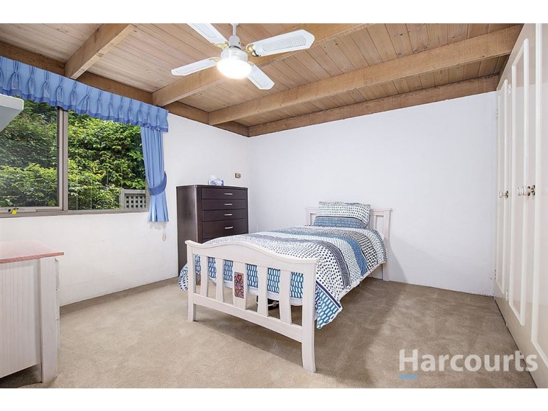 28 St Elmo Avenue, Ferntree Gully VIC 3156