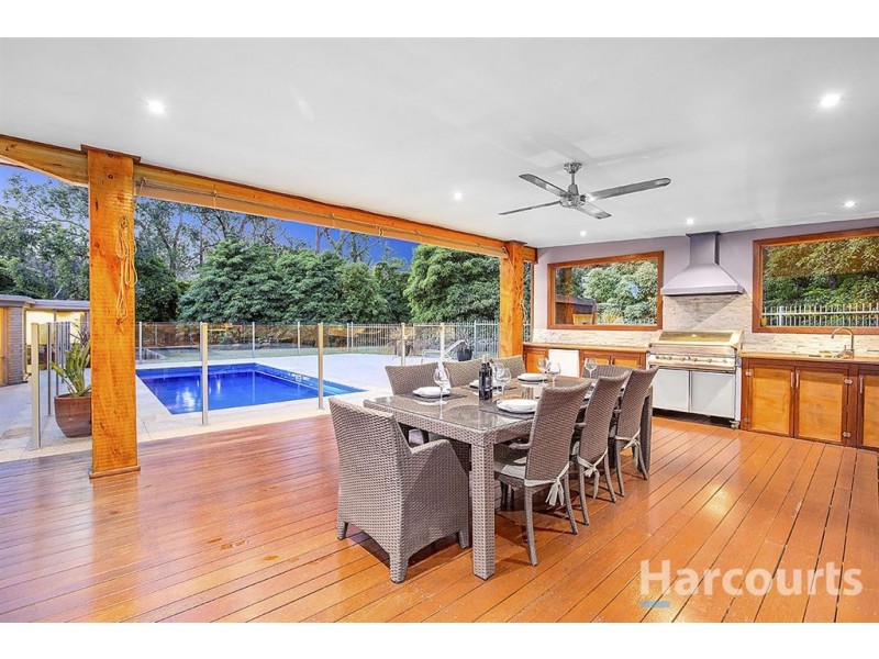28 St Elmo Avenue, Ferntree Gully VIC 3156