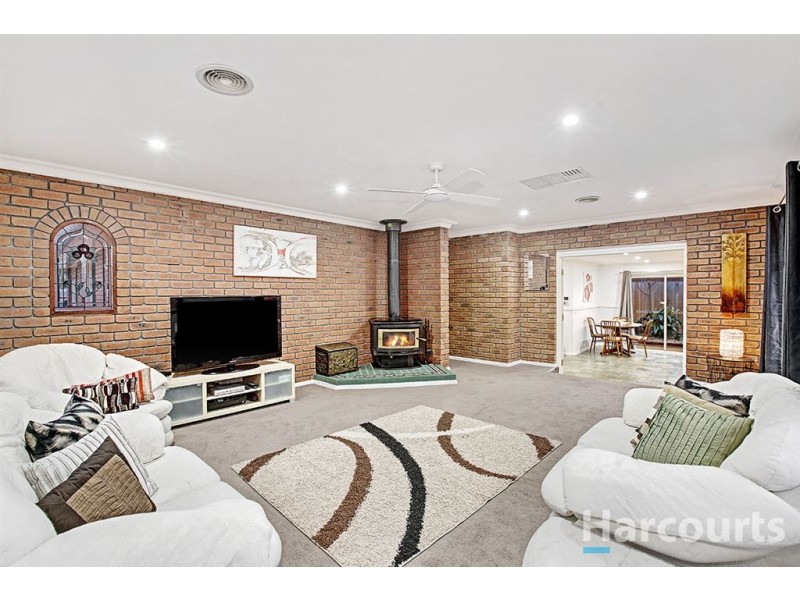 4 Baunton Court, Kilsyth South VIC 3137