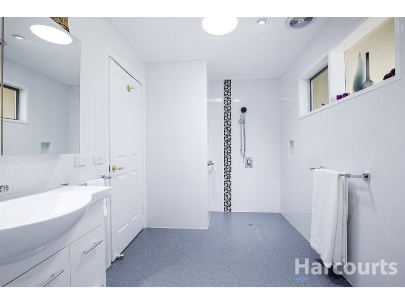 61 Rowson Street, Boronia VIC 3155