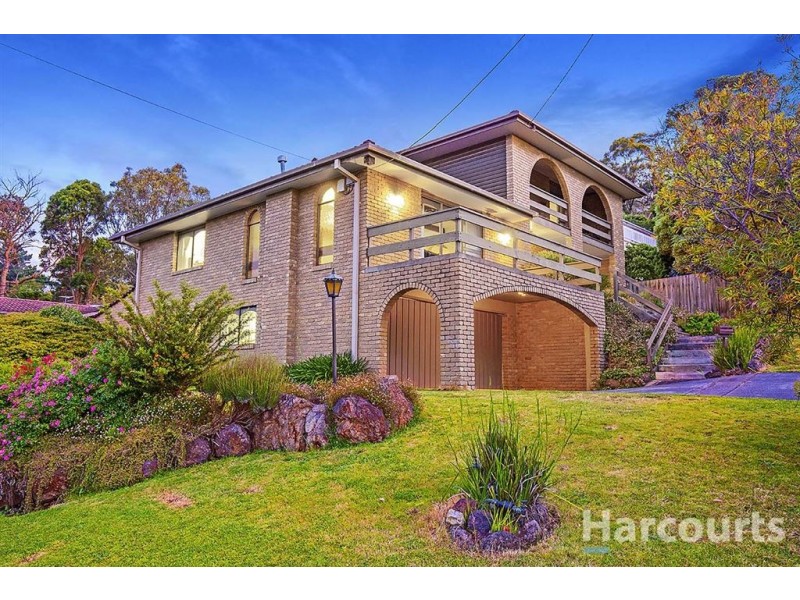 42 Walnut Drive, Kilsyth VIC 3137
