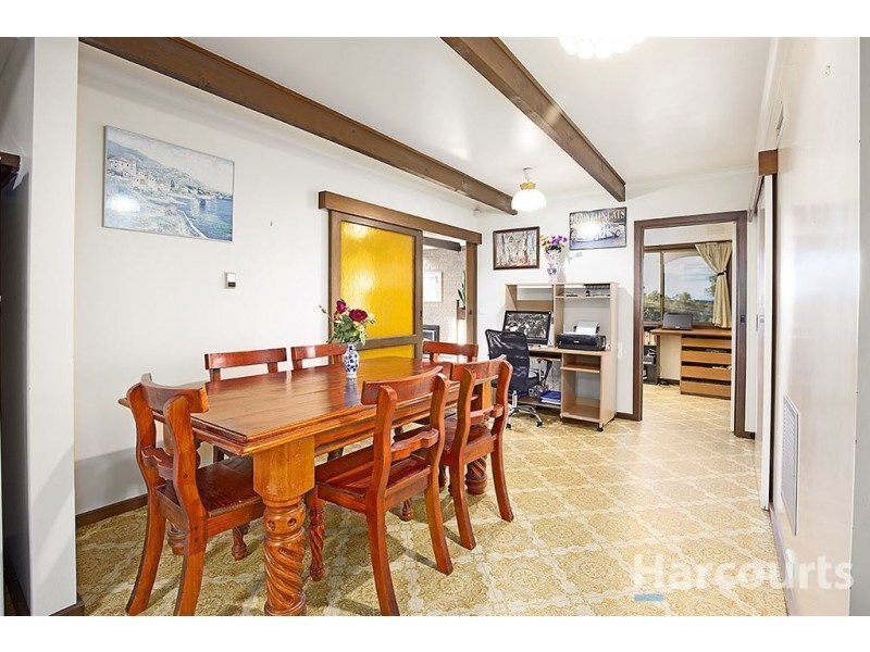 42 Walnut Drive, Kilsyth VIC 3137