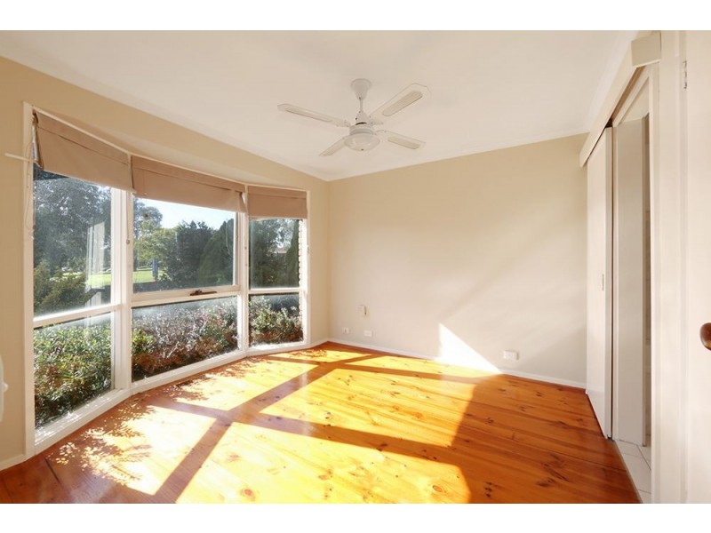 8 Beckbury Court, Lysterfield VIC 3156