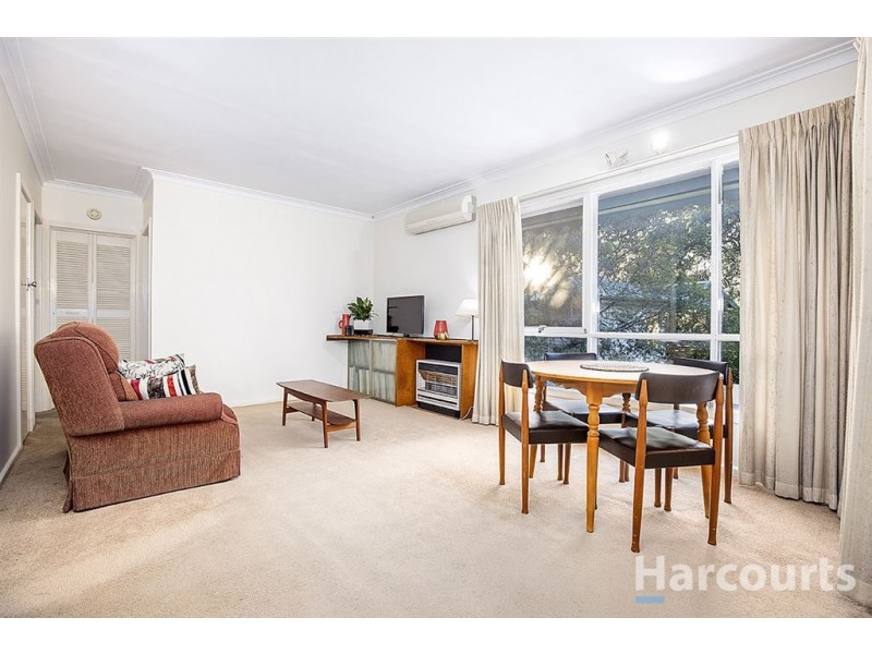 24 Robertson Crescent, Boronia VIC 3155