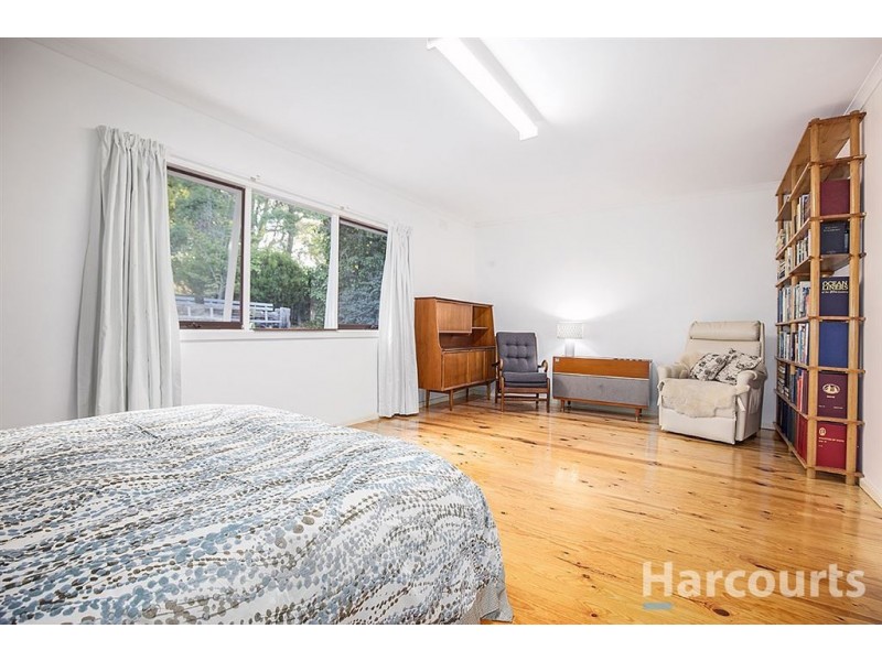 24 Robertson Crescent, Boronia VIC 3155