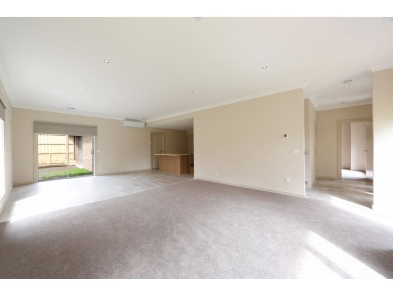 1/34 Devenish Road, Boronia VIC 3155