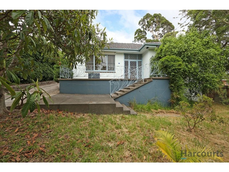 4 Roberts Street, Ferntree Gully VIC 3156