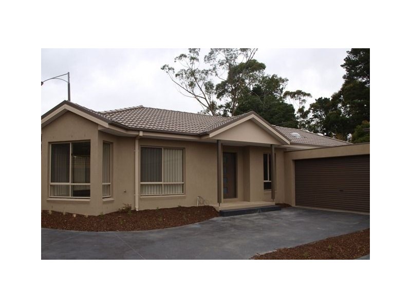 3/2 Lyndale Court, Ferntree Gully VIC 3156