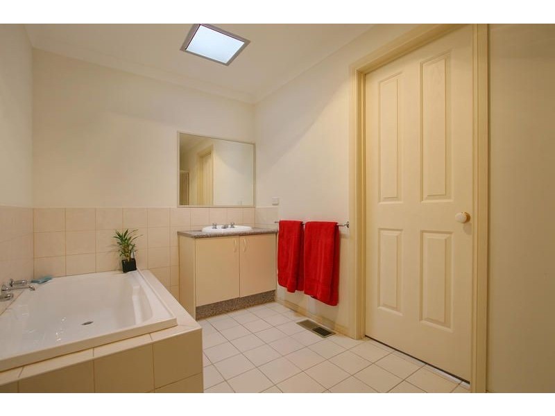 13/407-421 Scoresby Road, Ferntree Gully VIC 3156