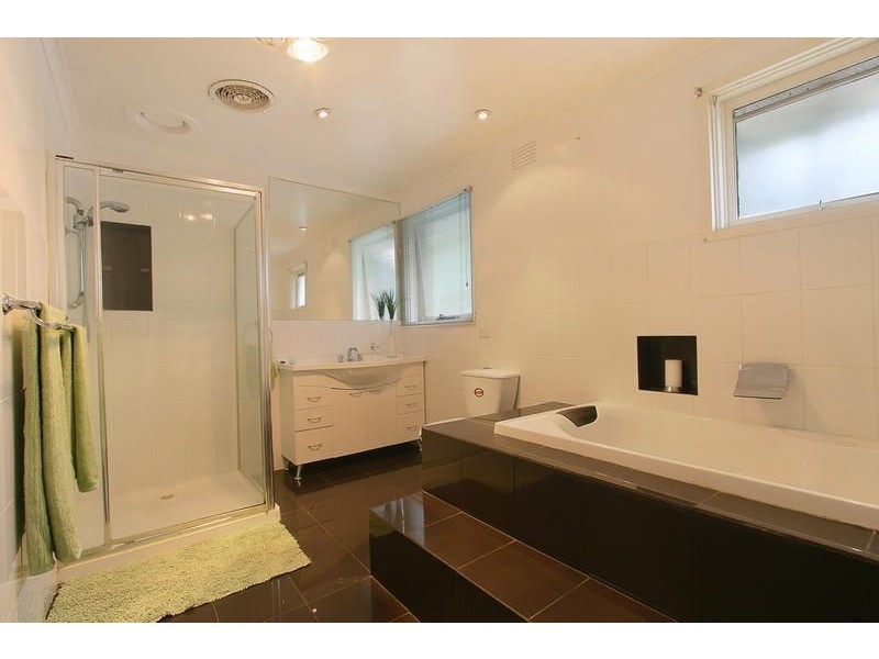 1 Helene Court, Boronia VIC 3155