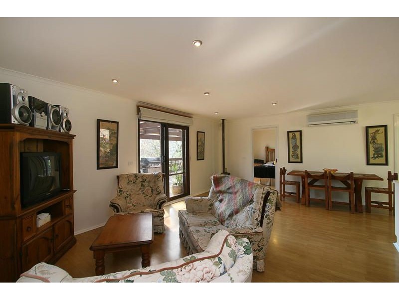 14 Forest View Lane, Upper Ferntree Gully VIC 3156