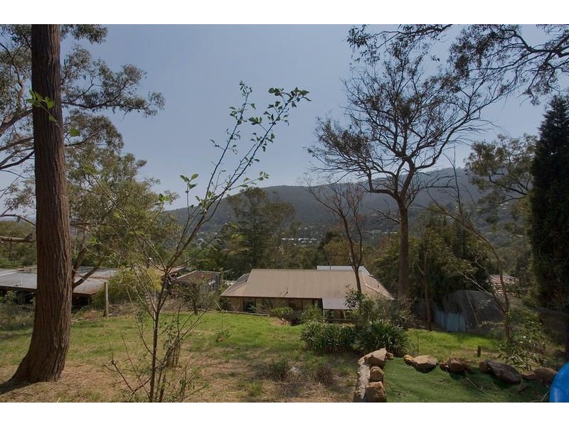 14 Forest View Lane, Upper Ferntree Gully VIC 3156