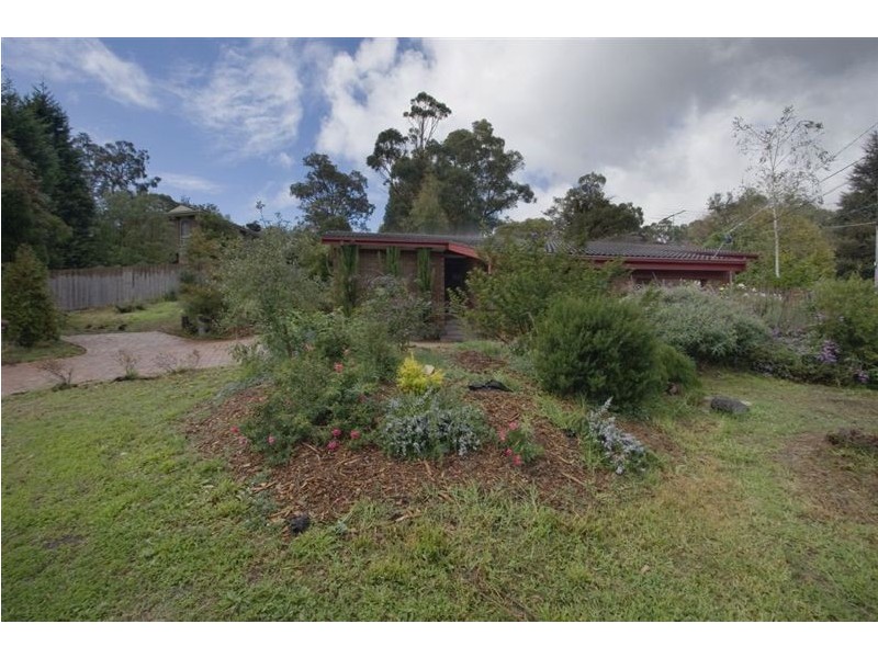 36 Robertson Crescent, Boronia VIC 3155