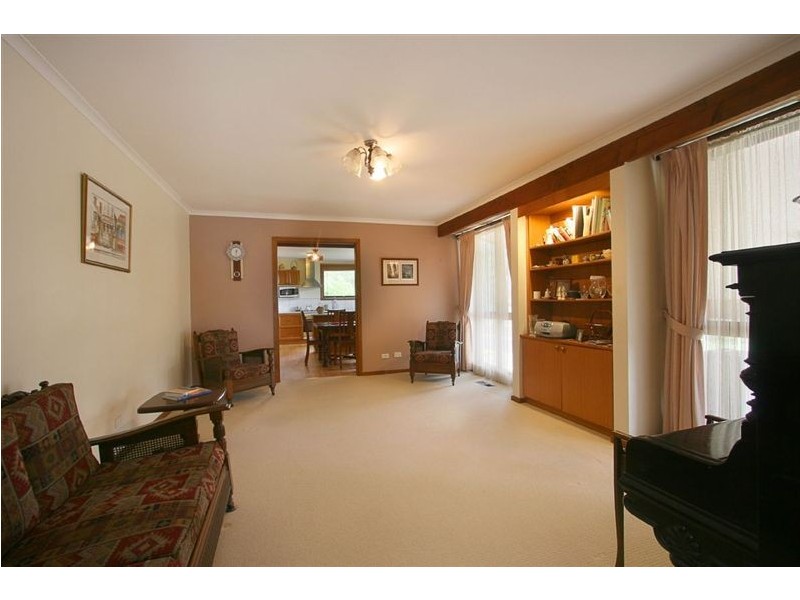 36 Robertson Crescent, Boronia VIC 3155