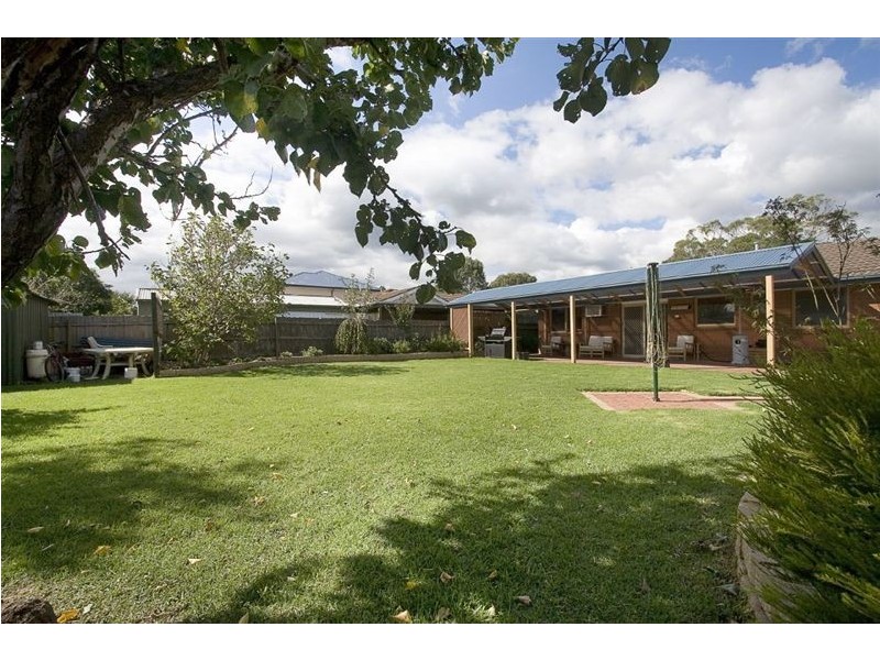 106 Windermere Drive, Ferntree Gully VIC 3156