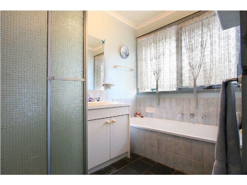 61 Sullivan Avenue, Rowville VIC 3178