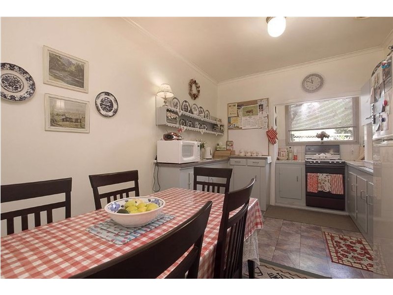 39 Edina Road, Ferntree Gully VIC 3156