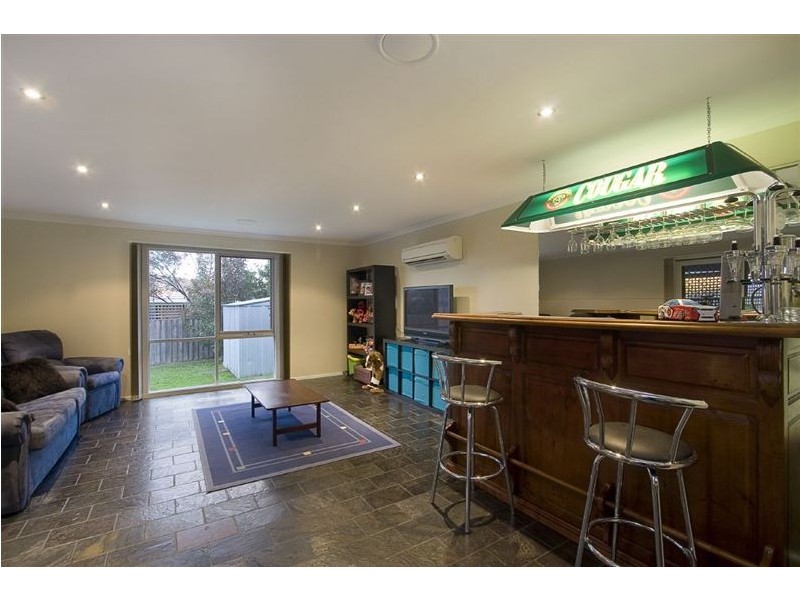 45 Hancock Drive, Ferntree Gully VIC 3156