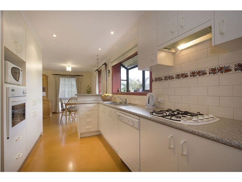 6 Sabre Court, Ferntree Gully VIC 3156