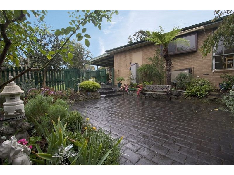 6 Sabre Court, Ferntree Gully VIC 3156