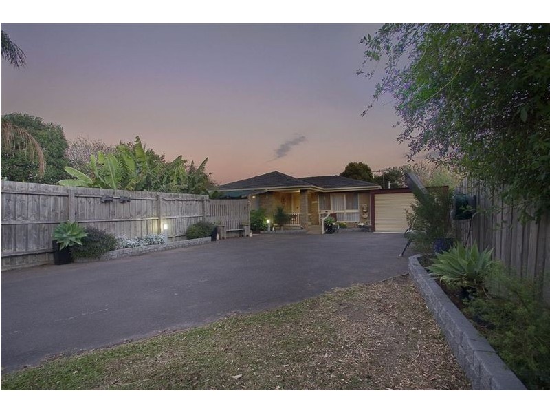 31 Laurel Avenue, Boronia VIC 3155