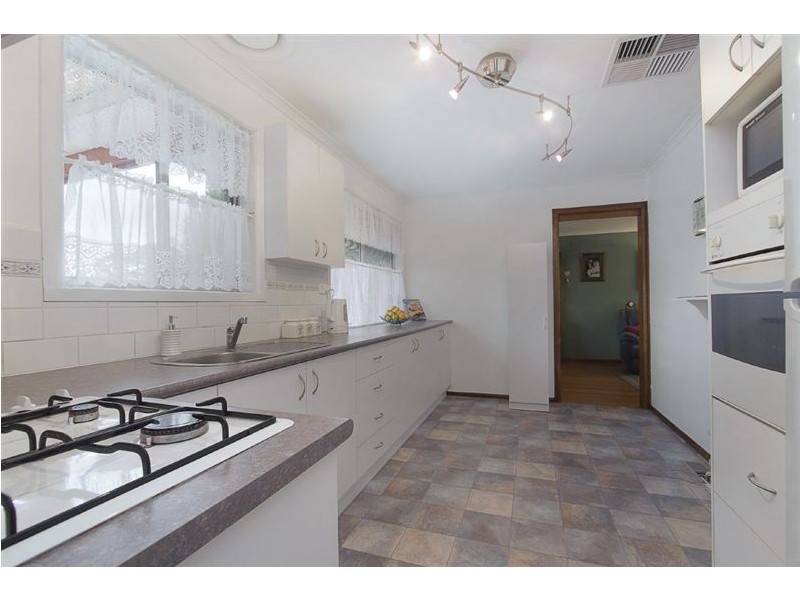 52 Sasses Avenue, Bayswater VIC 3153