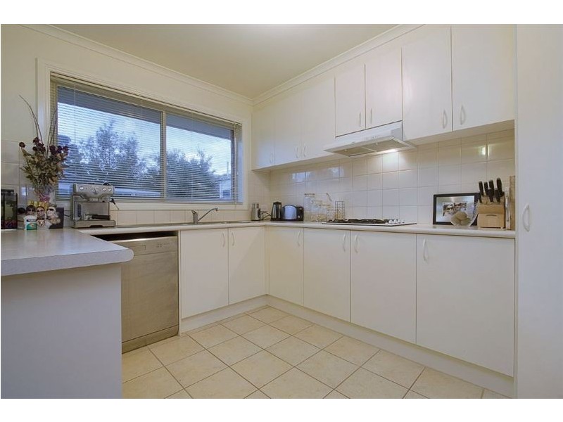 2/8 Swanley Avenue, Bayswater North VIC 3153