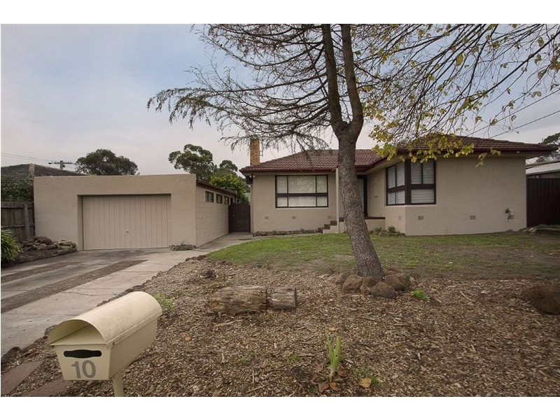 10 Laura Road, Knoxfield VIC 3180