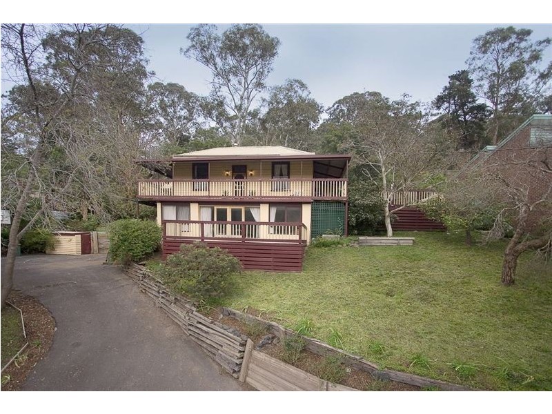 15 Ferndale Road, Upper Ferntree Gully VIC 3156