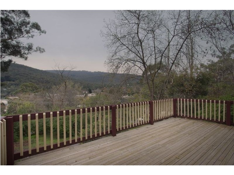 15 Ferndale Road, Upper Ferntree Gully VIC 3156